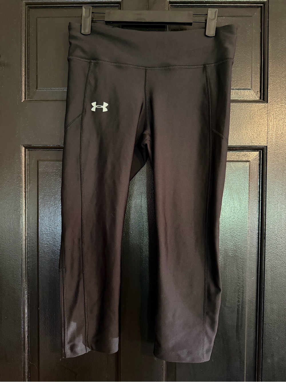 Under Armour crop leggings